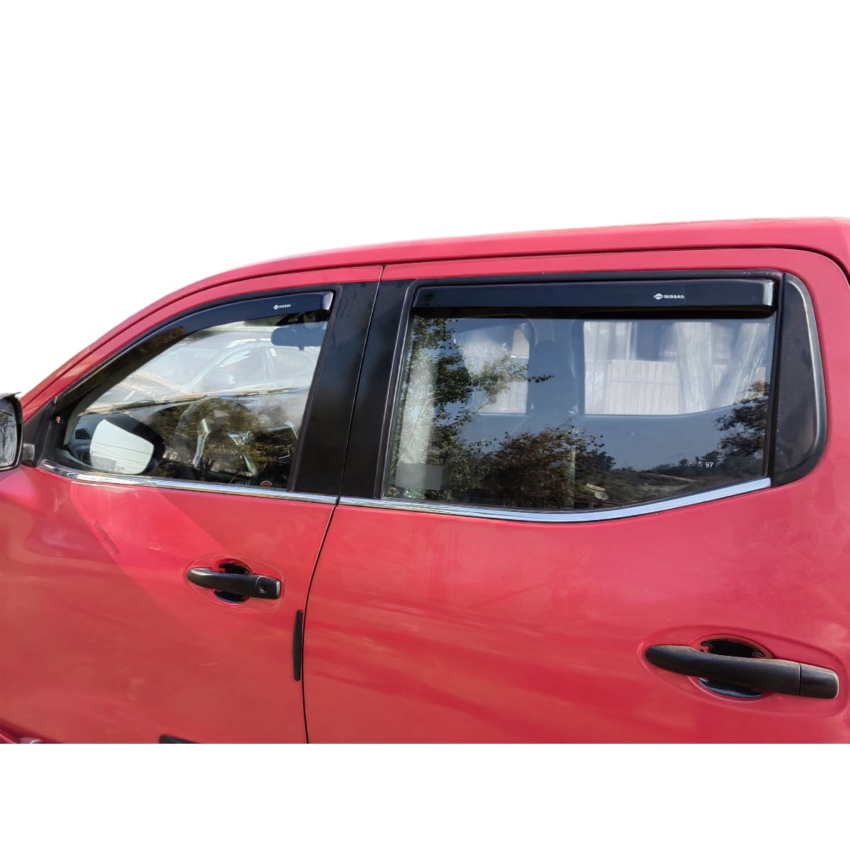 Set De Aletas Botaaguas Nissan Np300 - Imagen 2