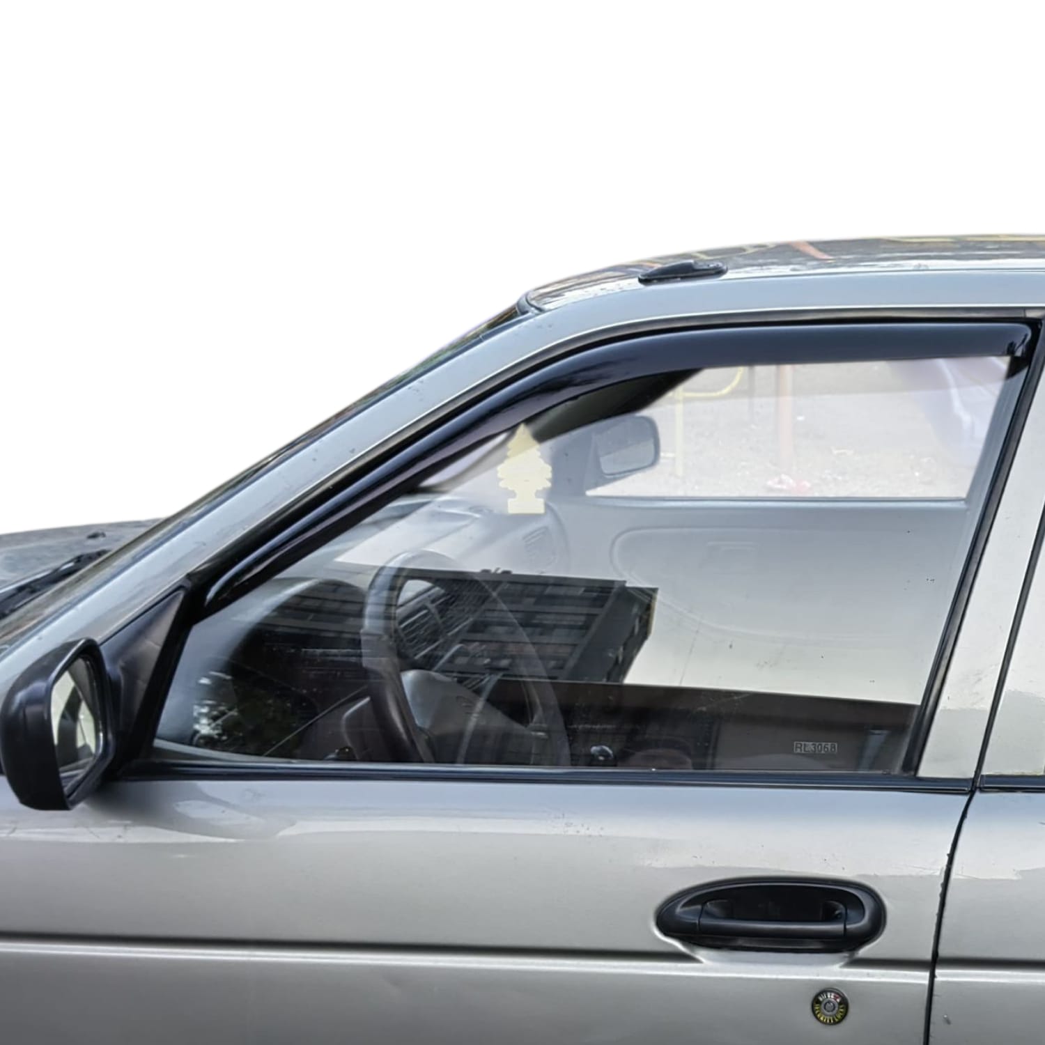 Set De Aletas Botaaguas Nissan V16 - Imagen 4