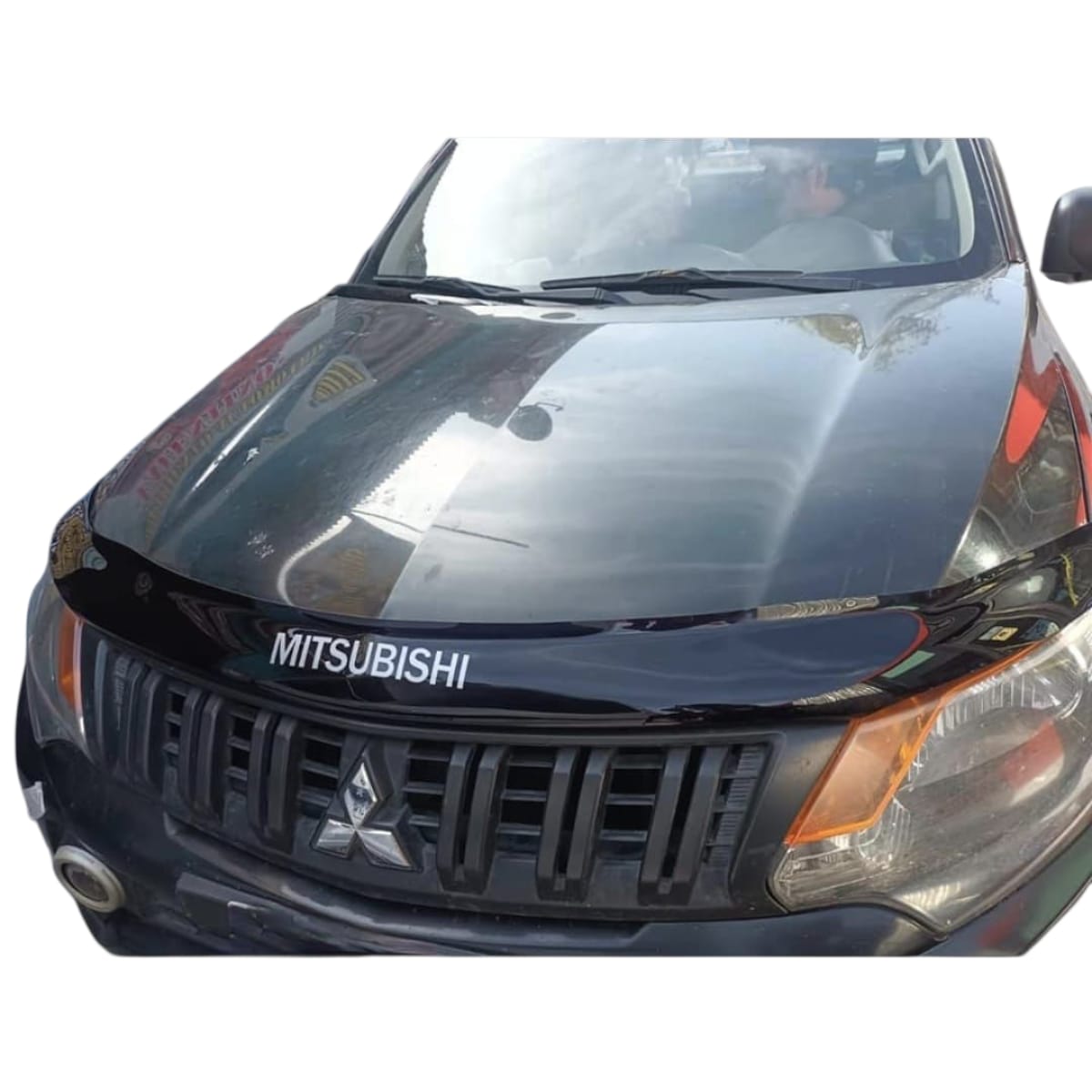Deflector De Capot Acrilico Mitsubishi L200 2016 - 2019 - Imagen 2