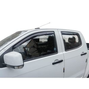 Set De Aletas Botaaguas Chevrolet D-max 2015 - 2020